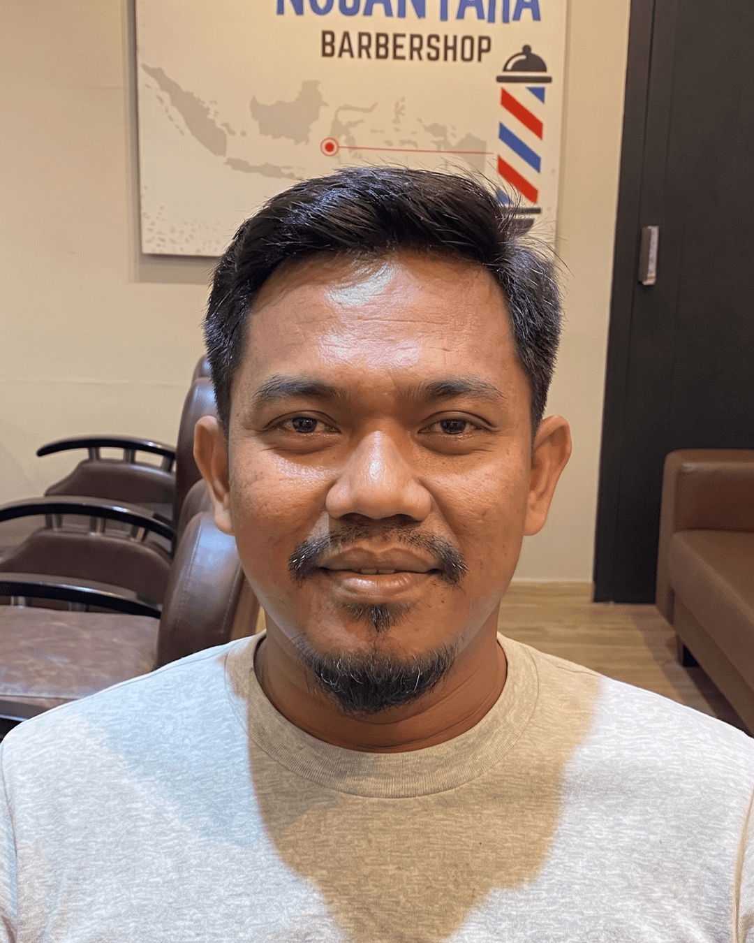 Hasil potongan rambut Textured Quiff / Casual Side Part di Gunting Nusantara Makassar